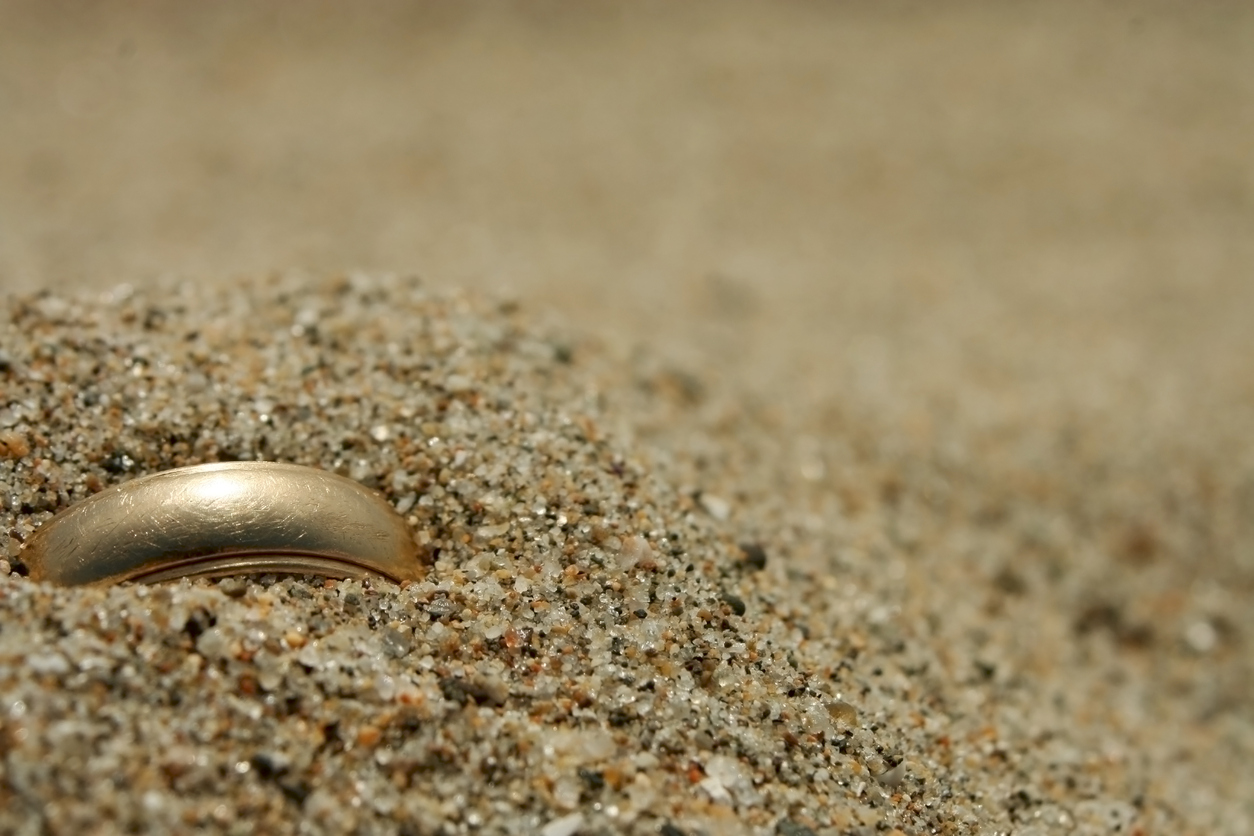 Ring Lost at the Jersey Shore